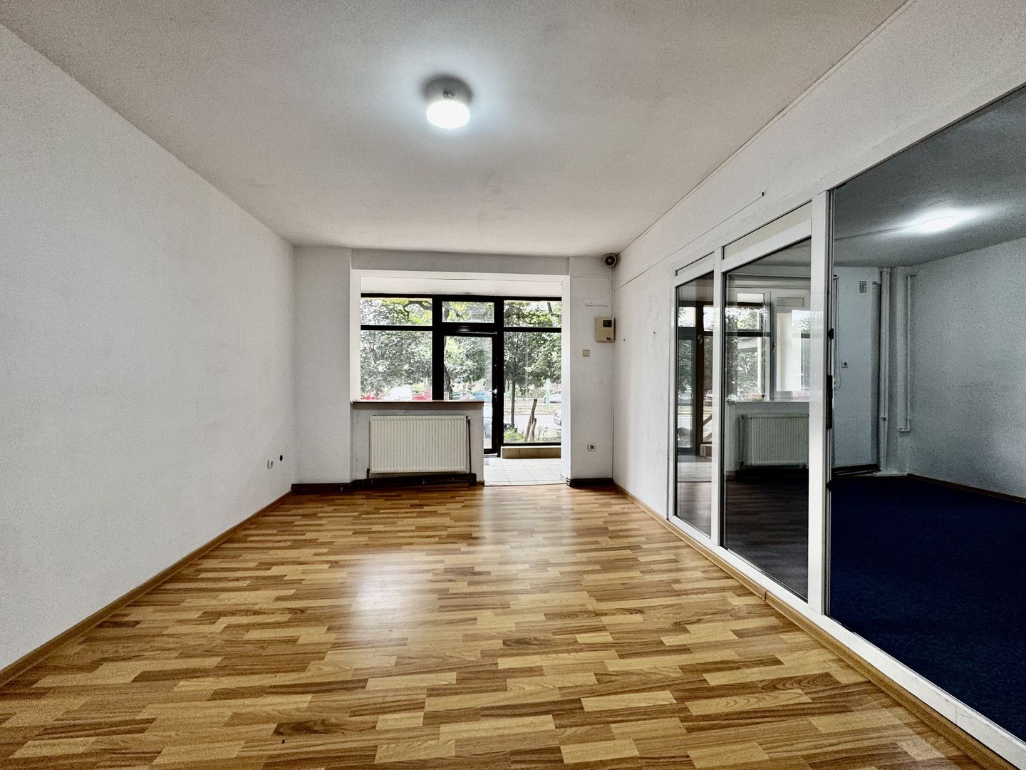 SAD versatil, parter înalt si vitrina generoasă, la 7 minute de Centru - Poză 4