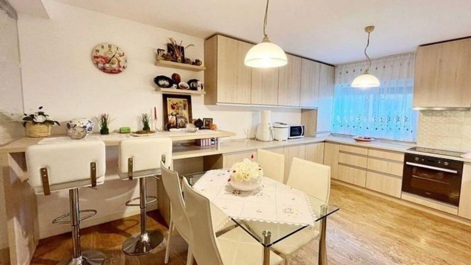 Un refugiu contemporan I Casă P+1 din complex intim I Dumbravița - Poză 8