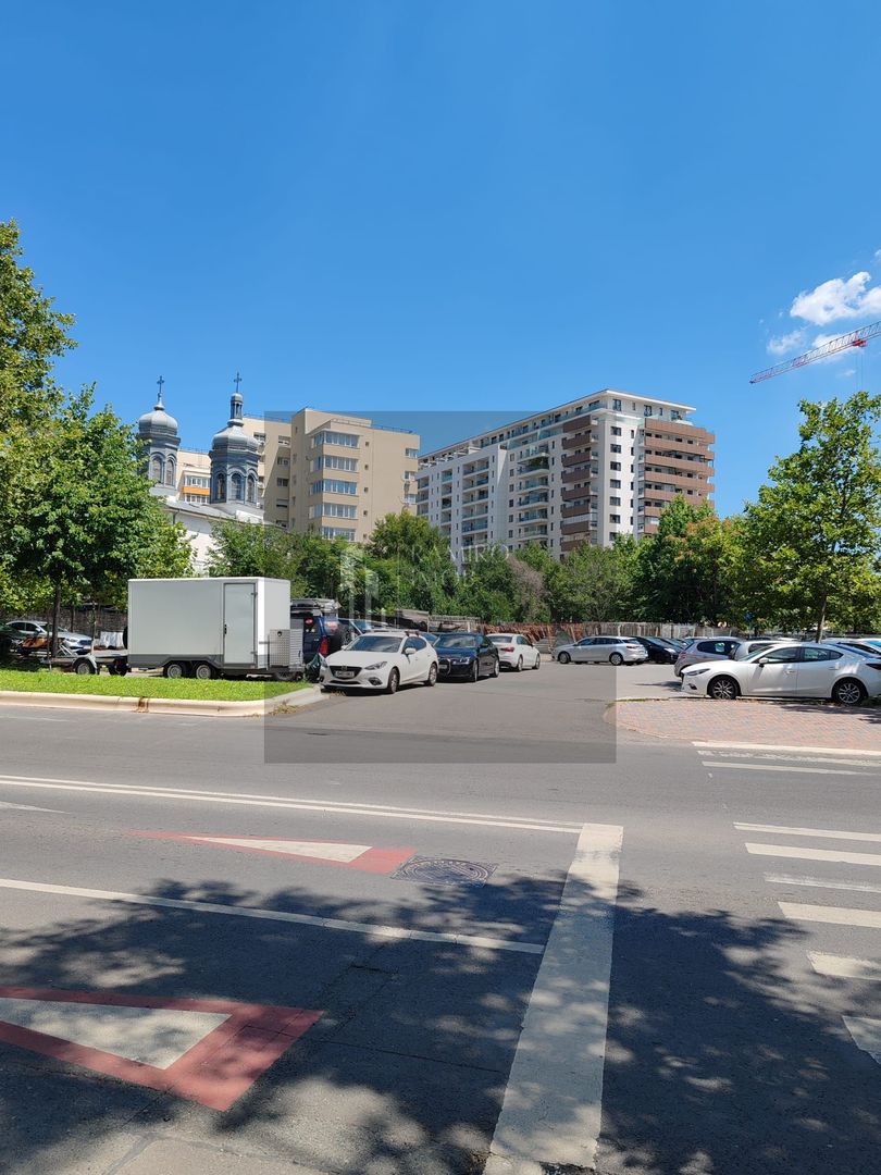 Apartament cu 3 camere, Auchan Titan/ 1 Dec 1918, DE RENOVAT - Poză 3