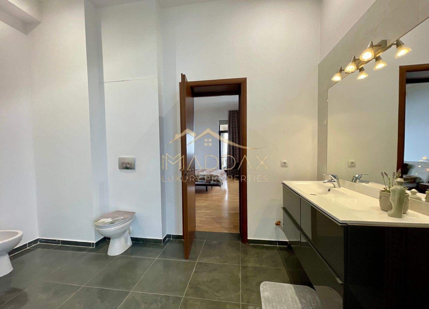 Penthouse exclusivist**250 MP//Terasa 120 mp**4 Camere//Erou Iancu Nicolae - Poză 31