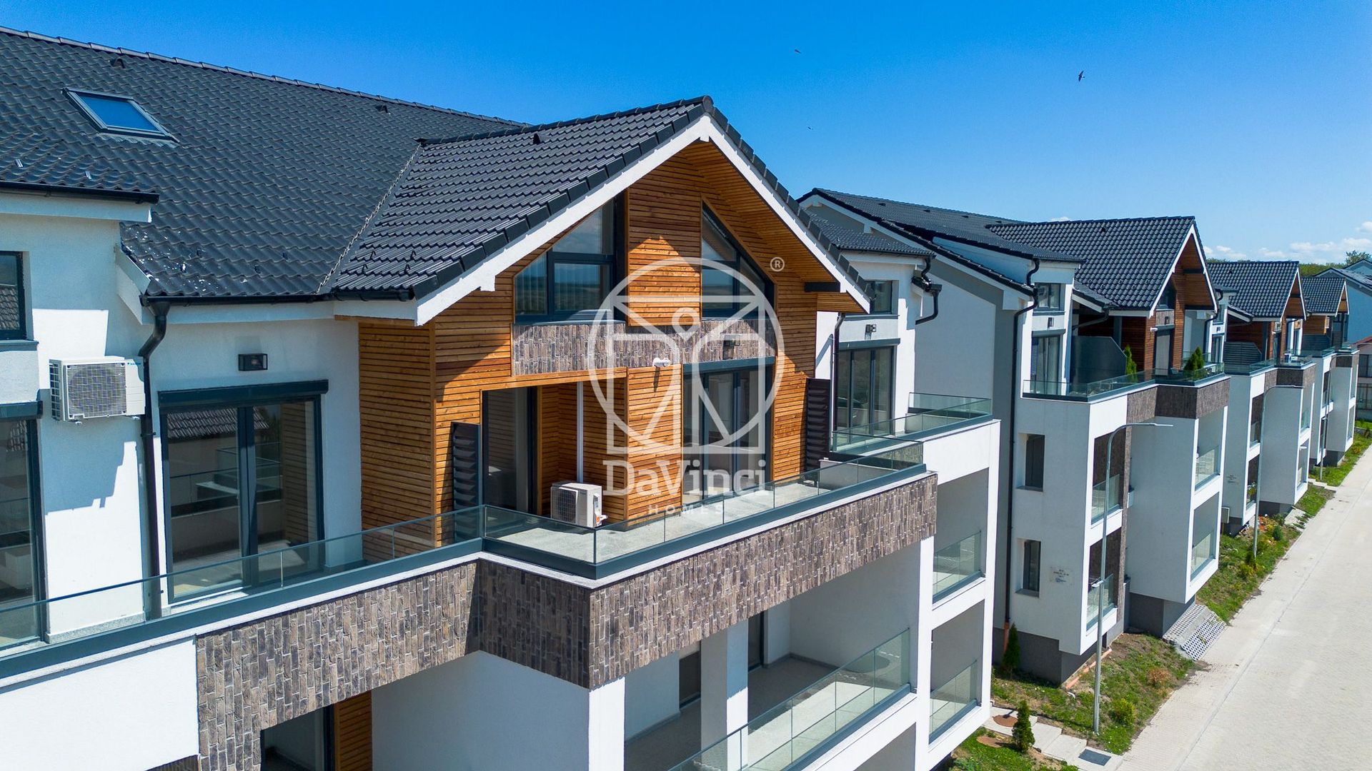 Apartament 3 camere, finisat la alb, aer conditionat (NCL-COL-ap.26) - Poză 1