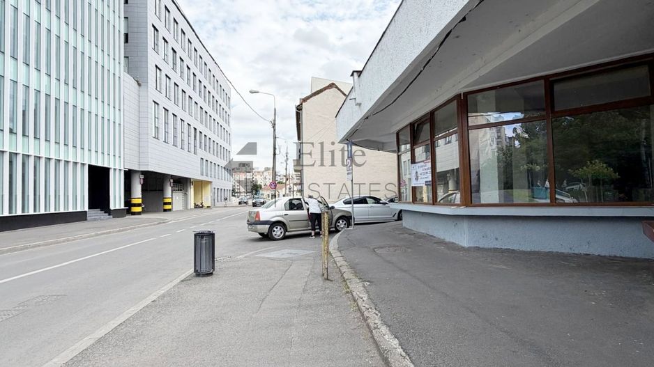 Spatiu comercial 268 mp Piata Cetatii | Vitrina mare | Parcare - Poză 2
