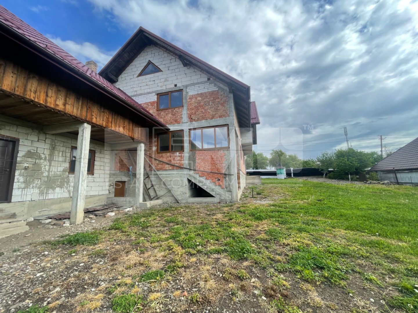 Casă la Rosu | Teren imprejmuit | Priveliste panoramica| Burla - Poză 5