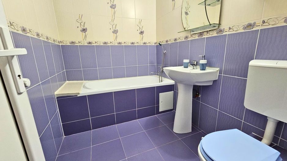 De vanzare Apartament spațios cu 4 camere, sos. Oltenitei, sector 4 - Poză 8