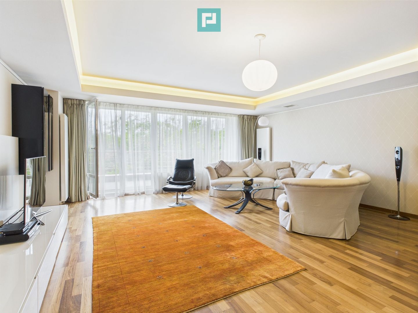 Apartament cu 4 camere pe Șoseaua Nordului - Poză 5