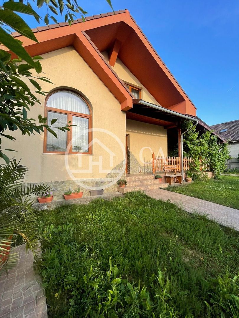 Casa de vânzare cu 4 camere in Santandrei, Bihor. - Poză 1