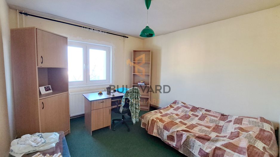 Apartament 4 camere dec., garaj, boxa subsol, zona Pta Zorilor - Poză 1