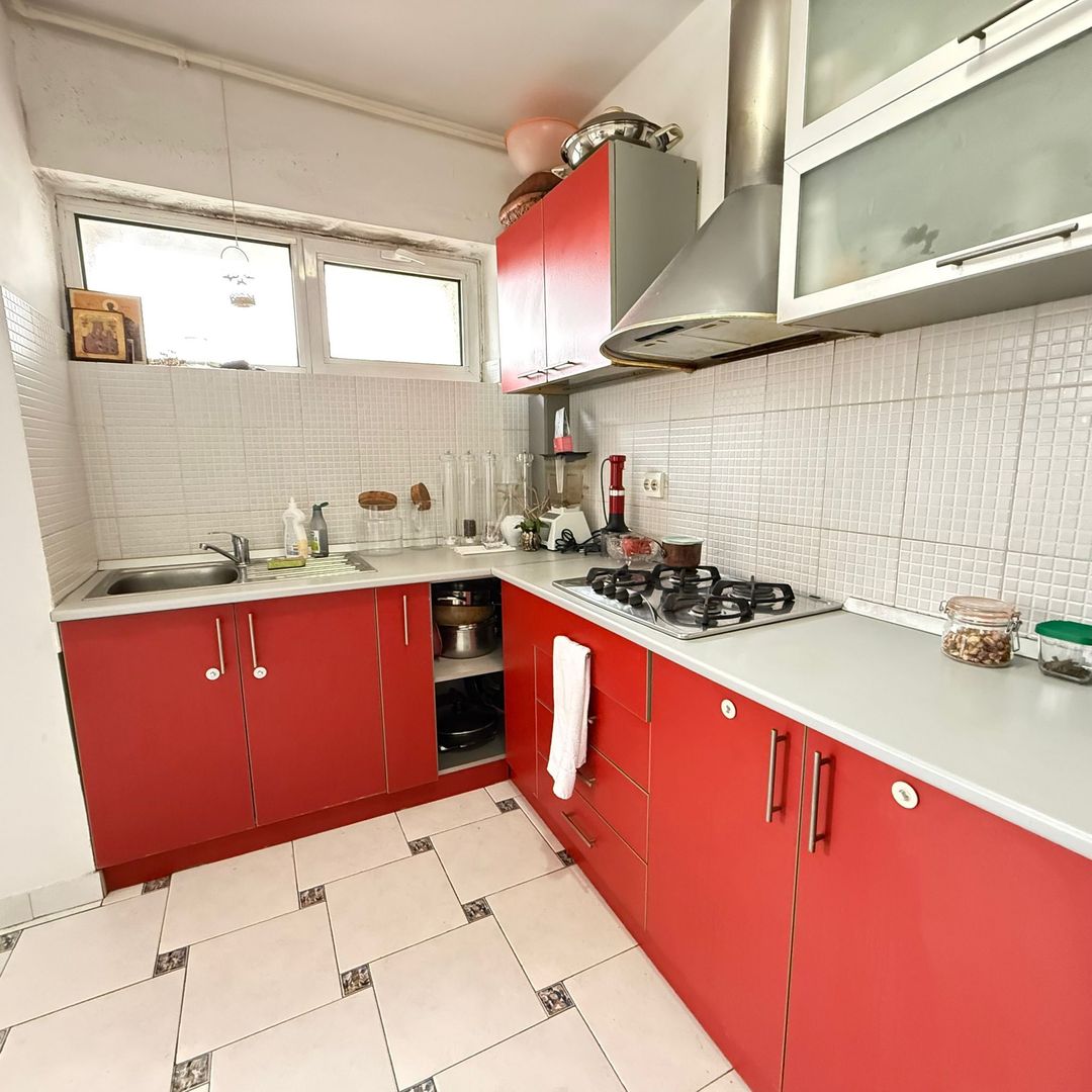 APARTAMENT 3 CAMERE CALEA CALARASILOR 10 MIN METROU MUNCII - Poză 2