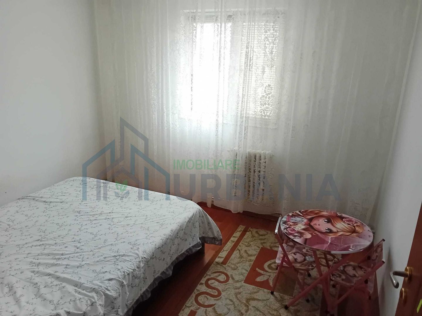 De vanzare apartament cu 3 camere la et 2 din 4, in Mircea cel batran, Iasi. - Poză 4