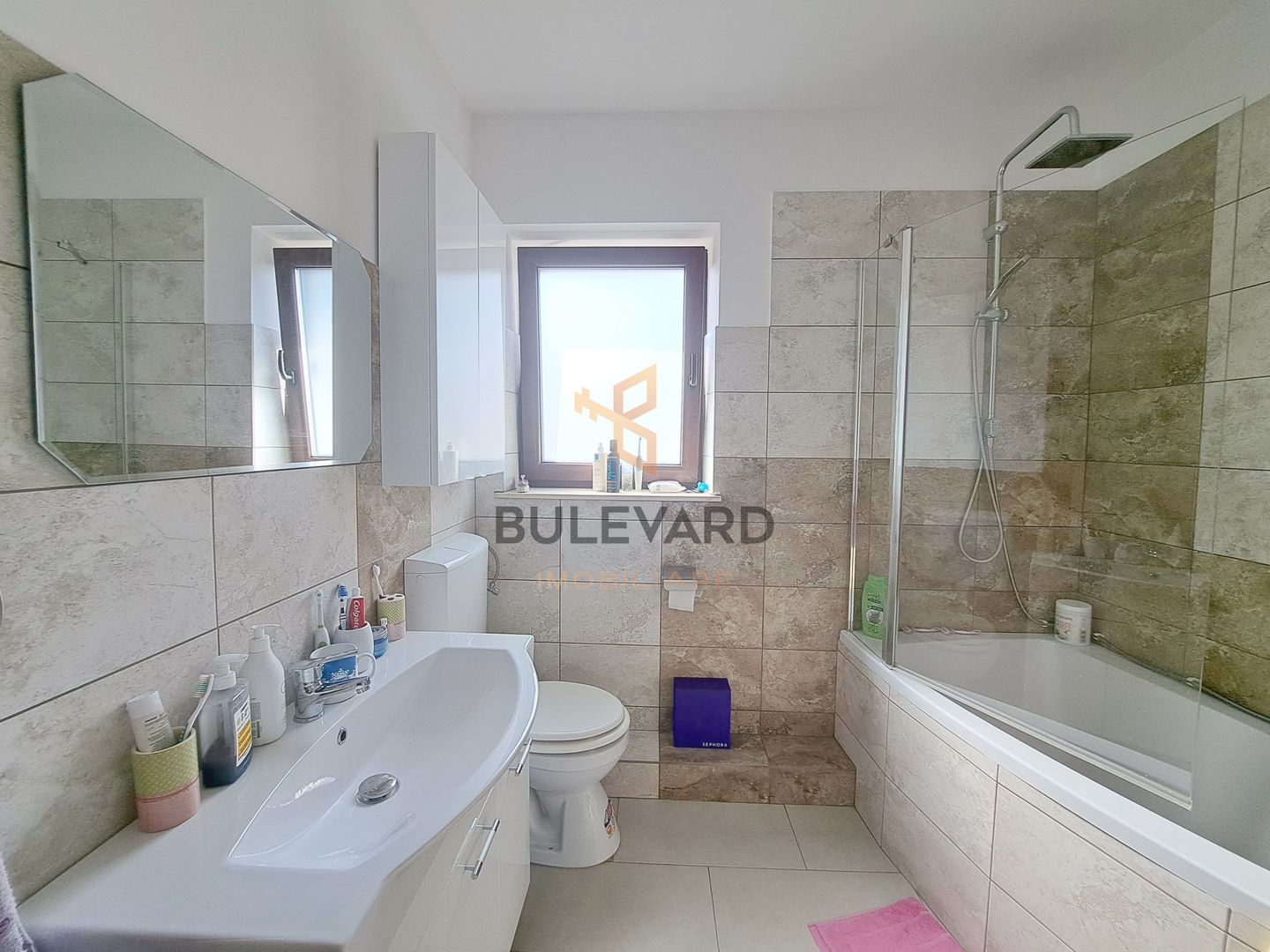 Casa tip duplex cu teren de  300 mp - Poză 8
