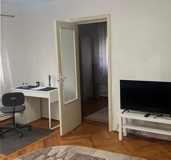 Circumvalatiunii-Dacia, 2 camere, etaj 1, CENTRALA PROPRIE - Poză 8