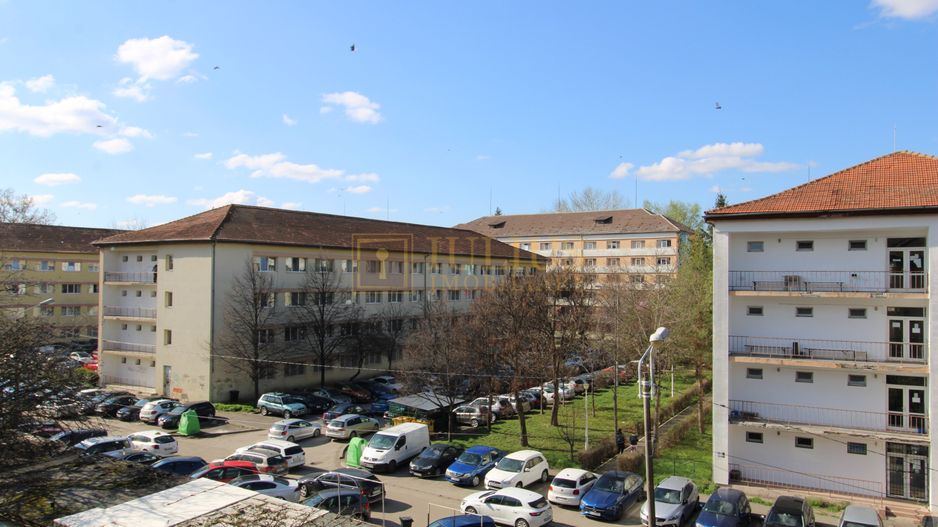 Birou mobilat si utilat, Complex Studentesc; centrala proprie. - Poză 21