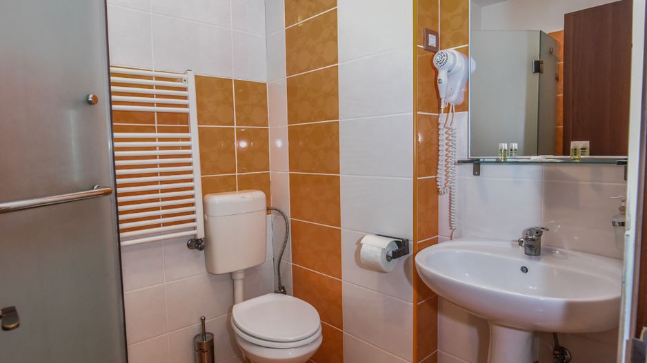Hotel glamour si restaurant, in inima statiunii Predeal - Poză 34