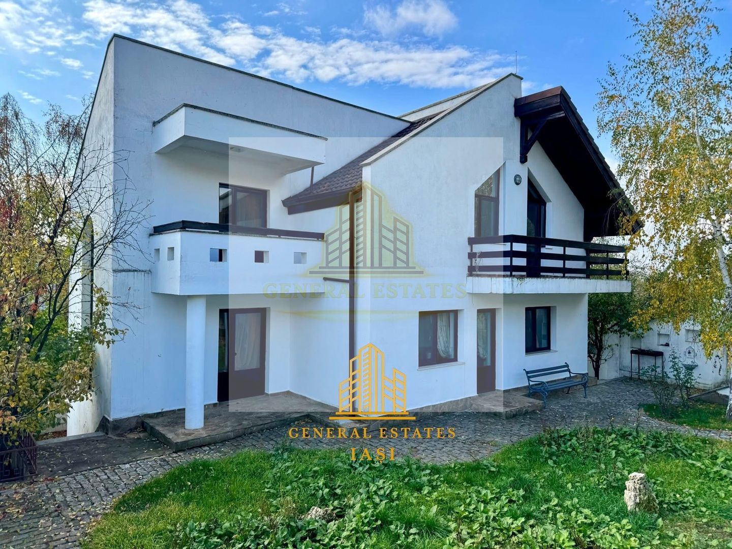 Vânzare Casă în Bucium cu Priveliște Panoramică - Poză 4