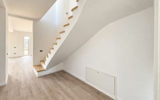 COMISION 0! Duplex finalizat cu 5 camere si 3 bai. Panouri solare. - Poză 7