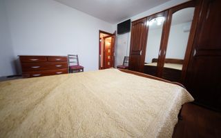 Eroii Revolutiei - Apartament cu 2 camere, decomandat, Comision 0% - Poză 6