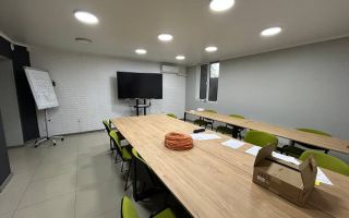 Vânzare, spațiu comercial, 370 mp, str. Mihai Viteazul, Bălți - Poză 2