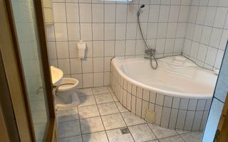 Casă singur în curte | 3 dormitoare | 2 balcoane | Foisor |  Șelimbăr - Poză 8