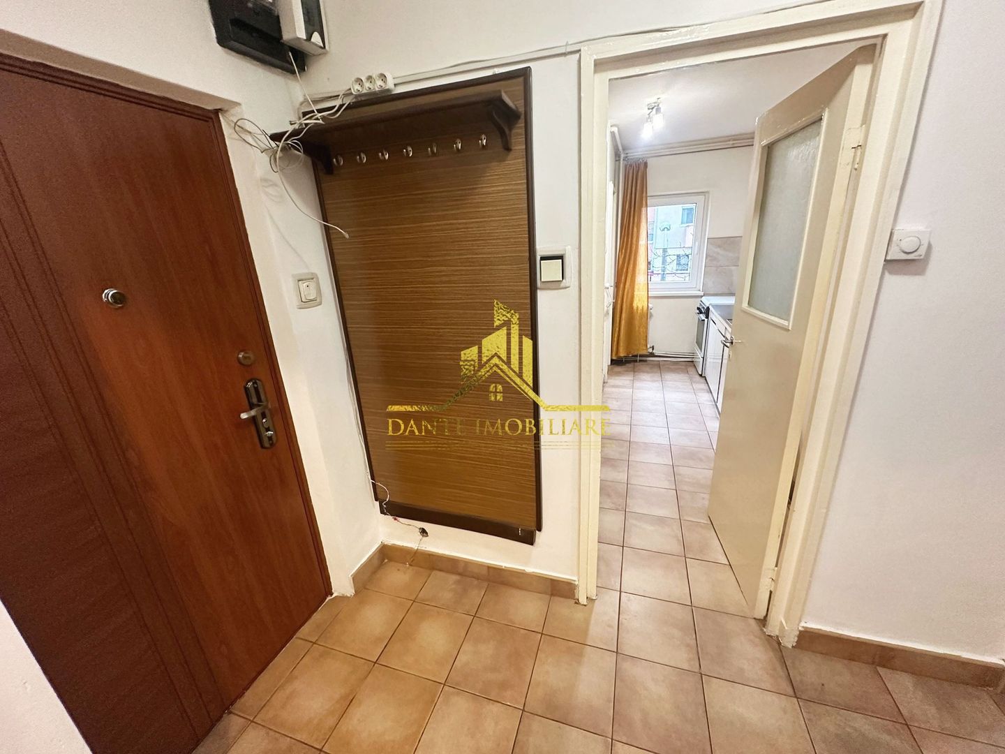 3 camere, decomandat, mobilat modern, balcon, Manastur - Poză 12