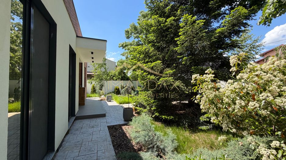 Vila cu 5 camere // * 565 mp gradina* // Tunari - Poză 120