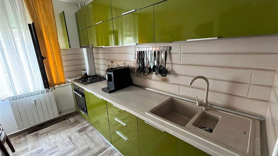 Vanzare apartament 2 camere Sebastian - str. Ileana Cosanzeana - Poză 10
