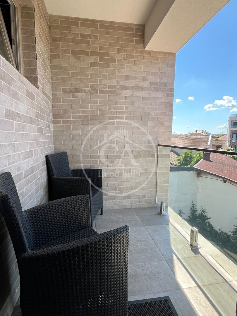Apartament cu 3 camere de vânzare în zona Cantemir, Oradea - Poză 10