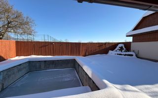 Casa cu piscina de vanzare, cu 6 ari de teren, Unguras - Poză 23