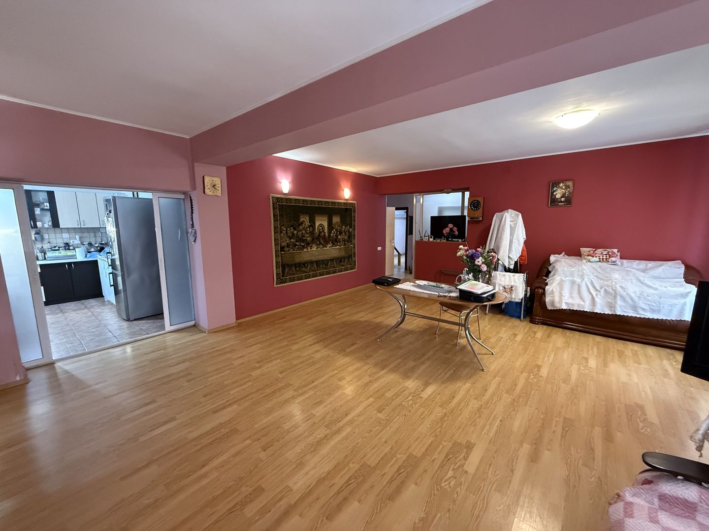 Vila P+1 cu terasă 255 mp + garaj 22,5 mp si teren 417 mp-Berceni ! - Poză 4