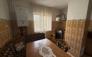 3 decomandate, etaj 2/4, centrala termica, Rovine - 157 000 Euro - Poză 21