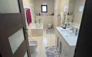 VILĂ DE VÂNZARE – EXCLUSIVITATE – ZONA STADION - Poză 3