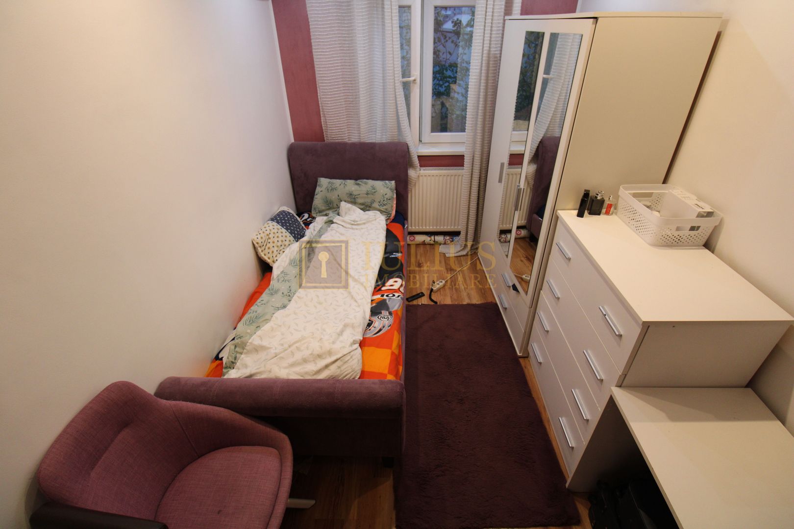 Zona Lipovei, 3 camere, centrala proprie. - Poză 12