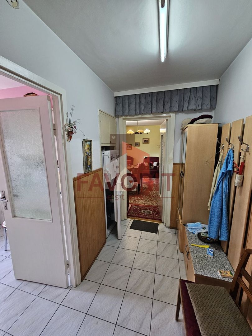 3 camere, semidecomandat | centrala proprie | mobilat si utilat | zona excelenta - Poză 10