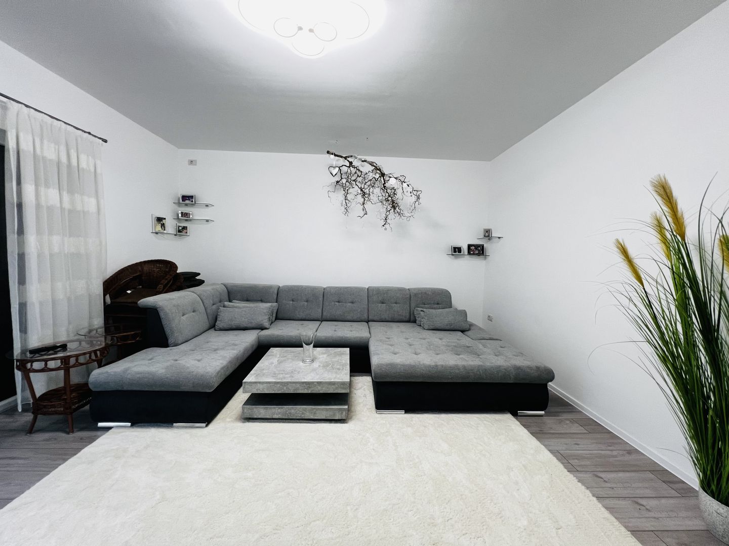 Apartament 3 camere Complet Mobilat si Utilat - Dumbravita - Poză 3