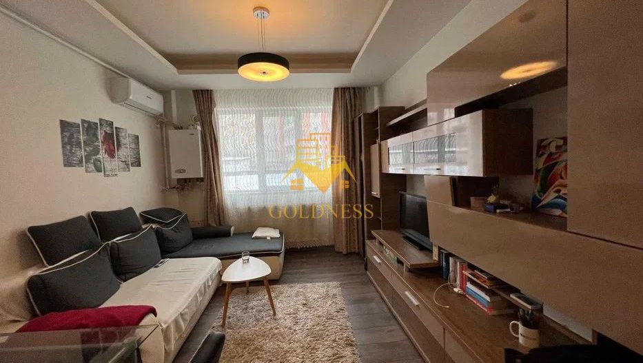 2 Camere Openspace, Intre lacuri, Iulius Mall, FSEGA, Vaida Voevod - Poză 1