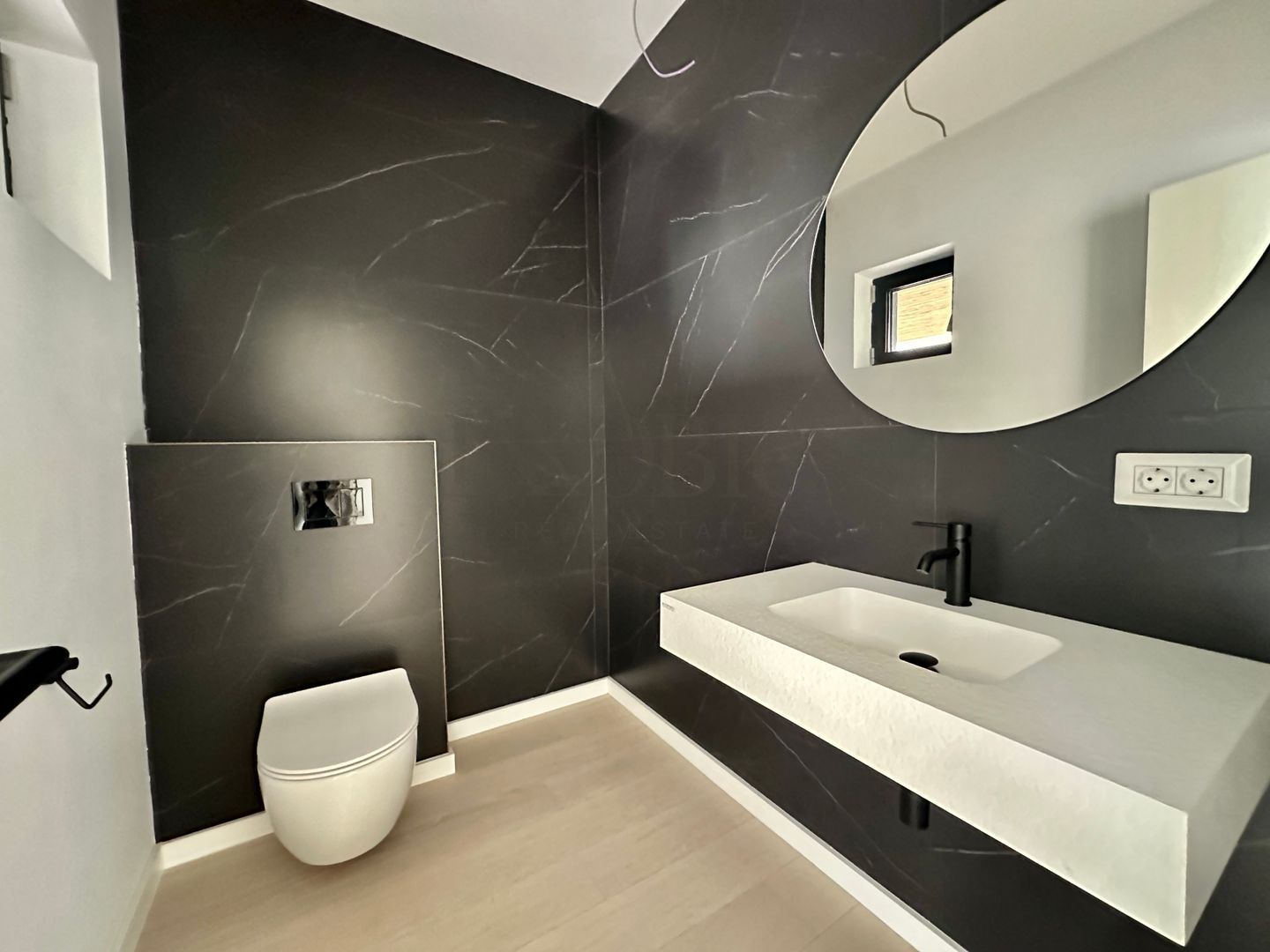 Vila 5 Camere | Rooftop Pool | Smart Home | - Poză 7