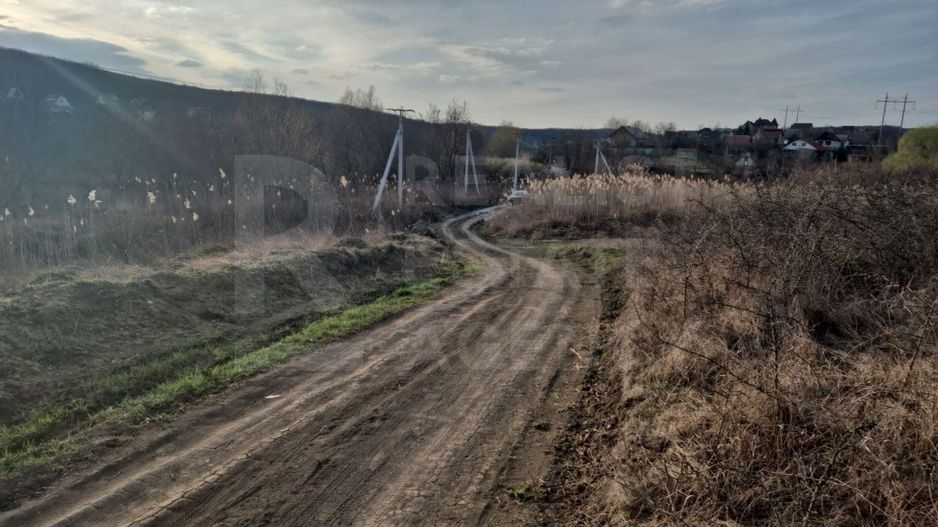 Vânzare, teren, 618 mp, com. Trușeni - Poză 1