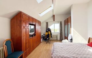 Casa de vanzare Tautii de sus 300 mp + 12 arii teren - Poză 3