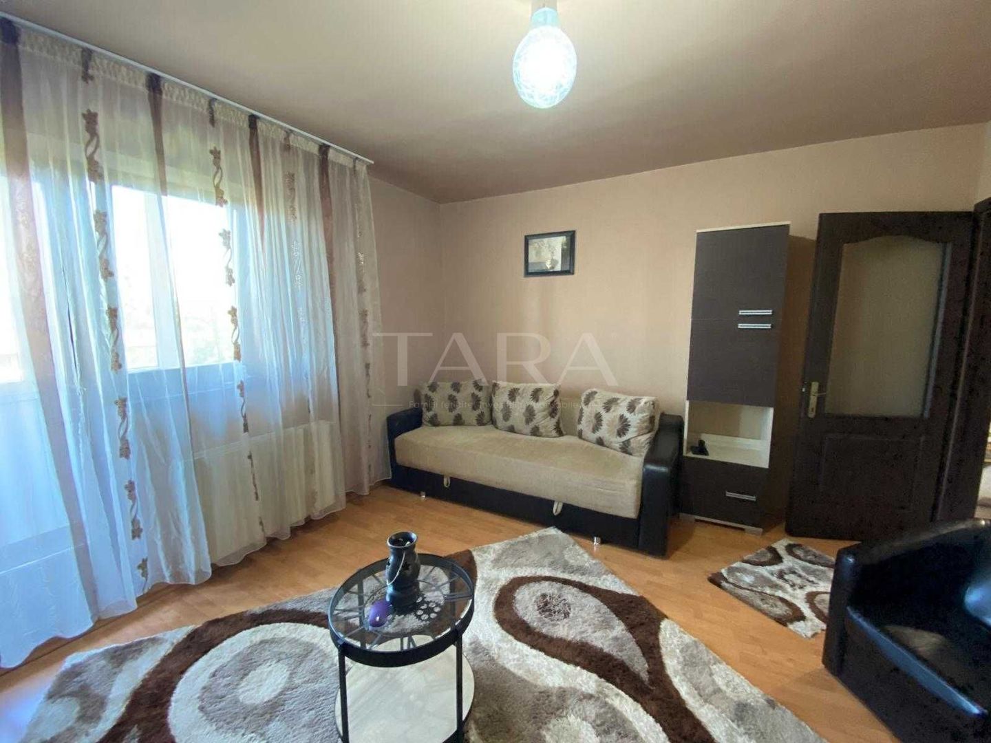 Apartament decomandat cu garaj individual subteran de 26 mp. - Poză 1