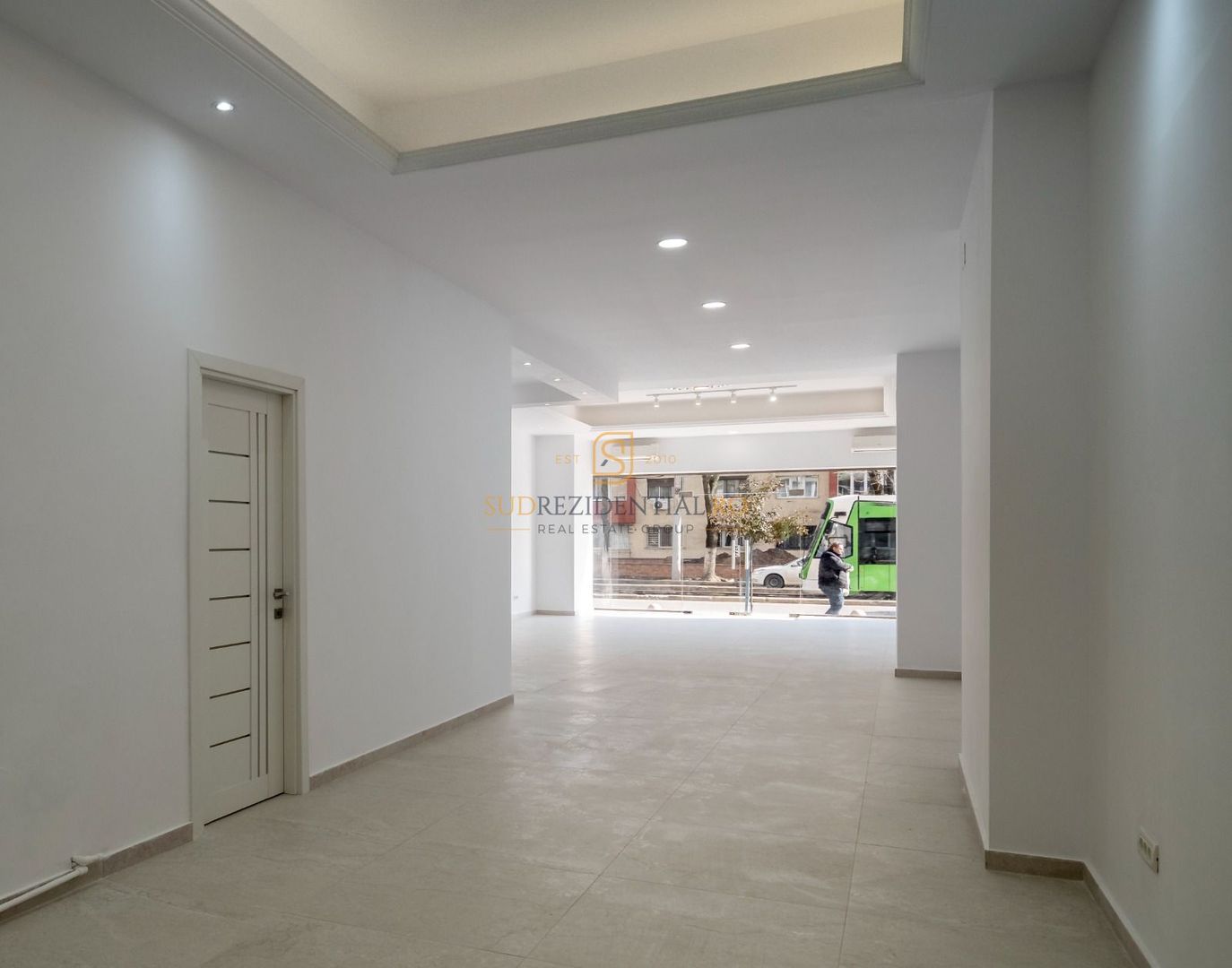Spatiu Comercial, Soseaua Alexandriei, stradal, vad comercial - Poză 15