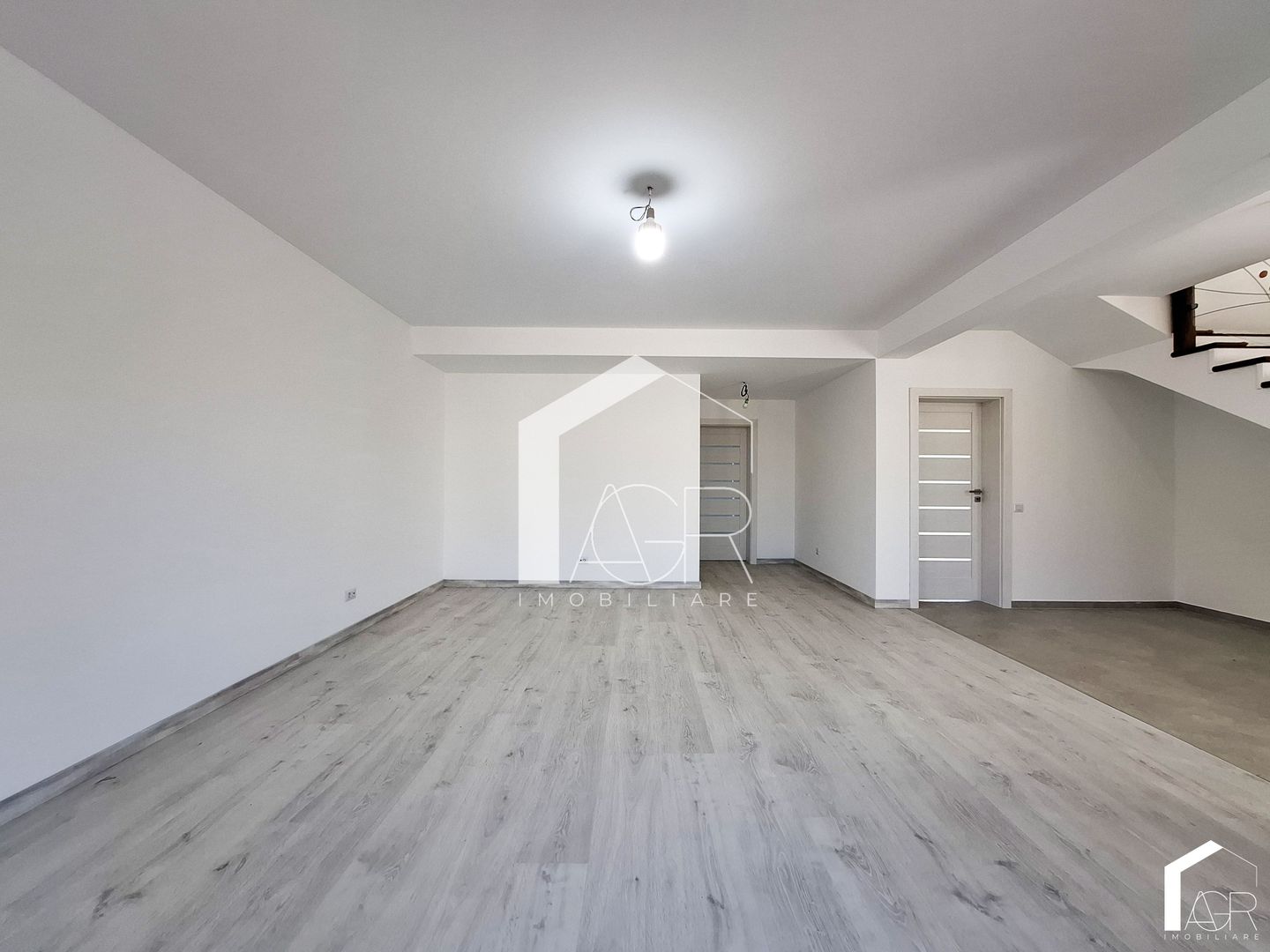 Vila P+1E, cu 5 camere, Paulesti - Poză 5