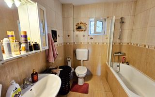 Casa S+P+M, ideală pentru cămin de bătrâni, pensiune sau afterschool - Poză 10