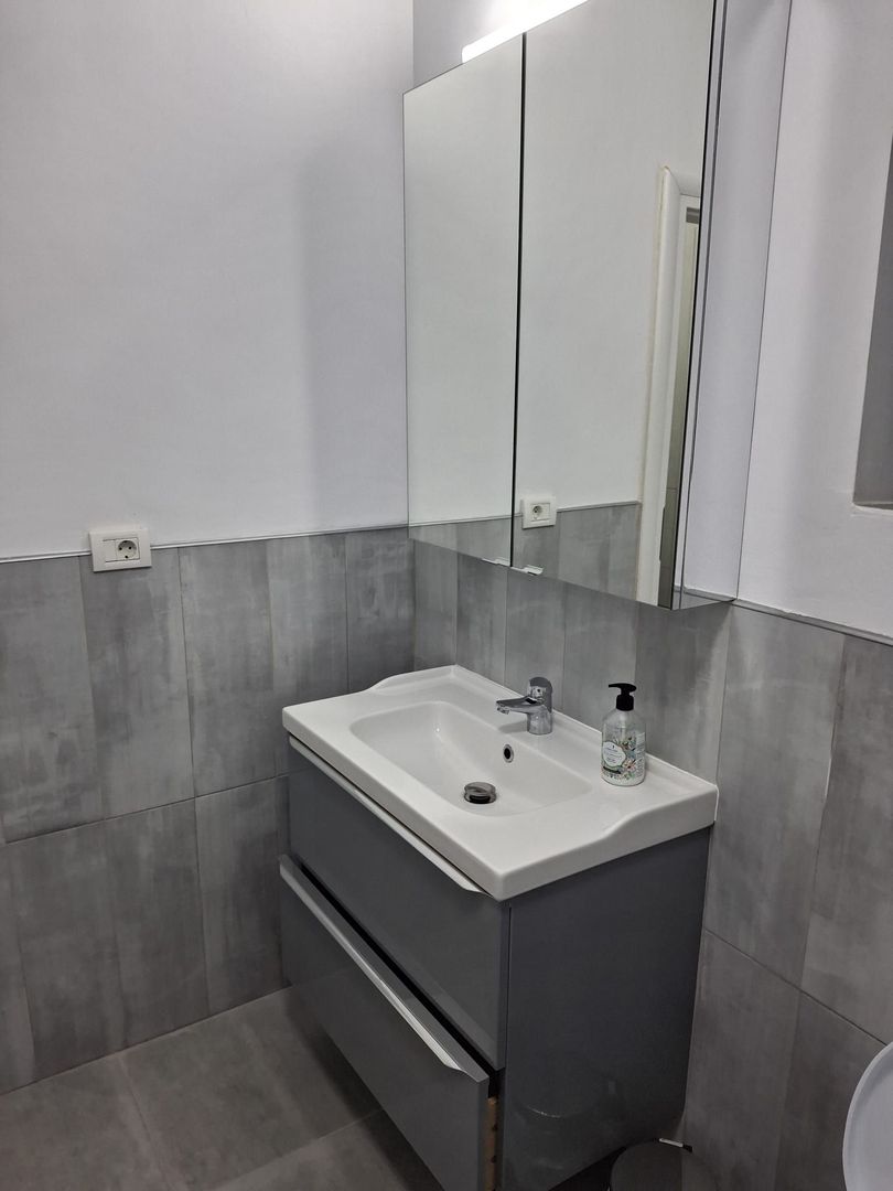 Casa  parter +1 etaj si pod in zona Prelungirea Ferentari - Zetarilor - Poză 5