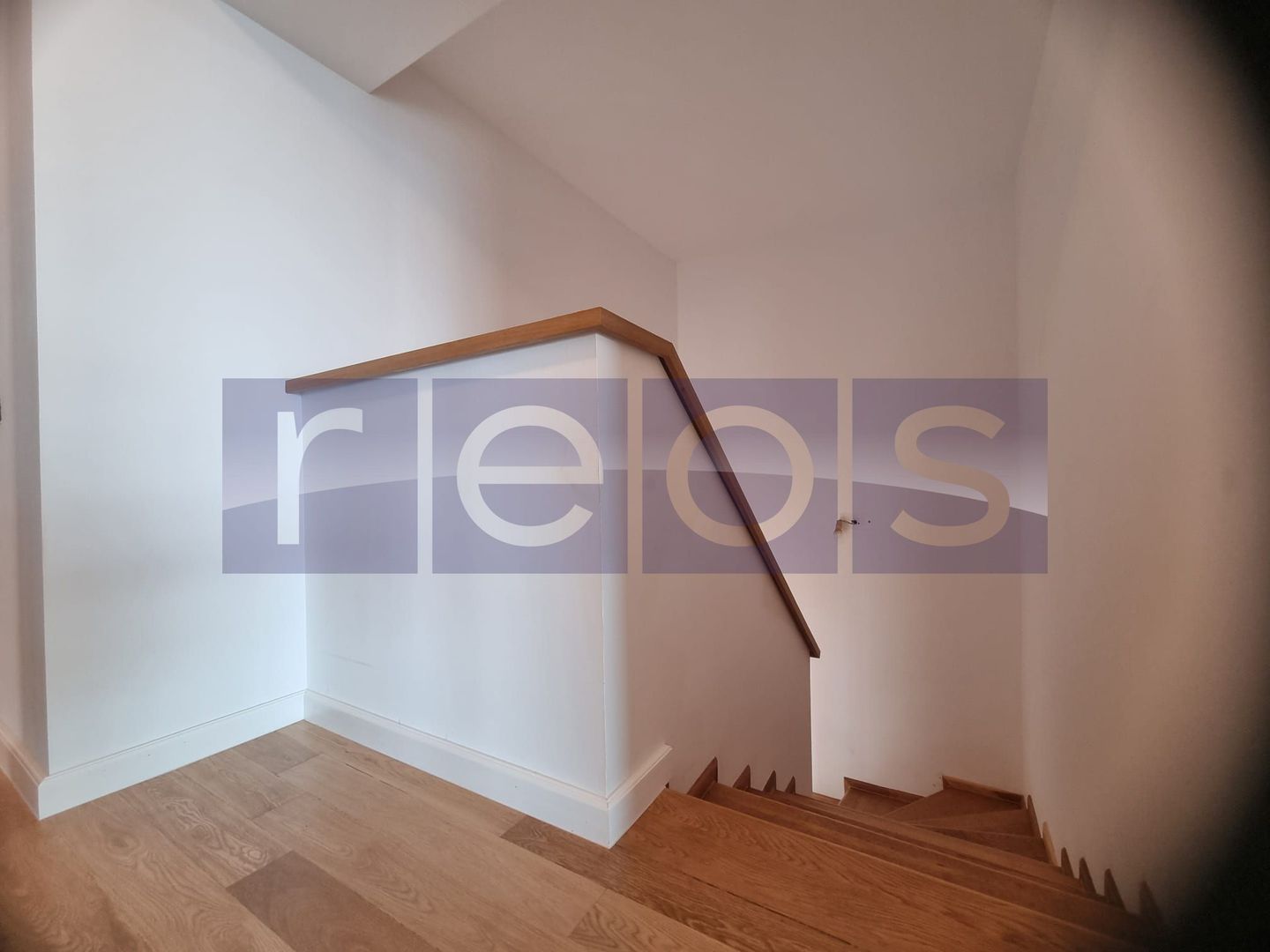 Vanzare penthouse cu view spectaculos in Complex Upground - Poză 24