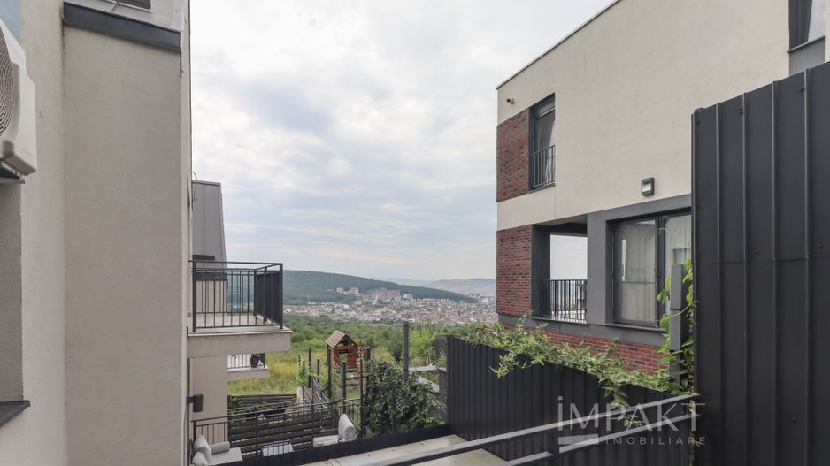 Casa insiruita cu finisaje de lux in cartierul Europa - Poză 10