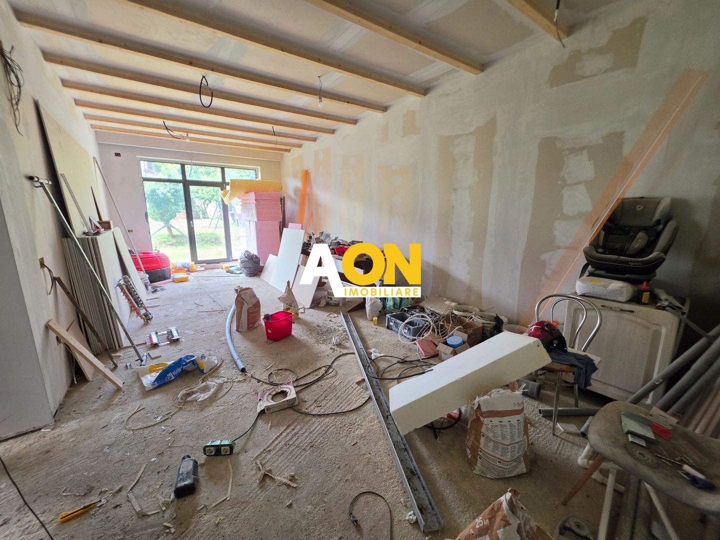 Casa Individuala 4 Camere, 2 Bai, Zona Cetate - Poză 8