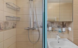 REZERVAT  Apartament 2.5 camere, 65 mp, parcare+boxa, preluare regim hotelier - Poză 13