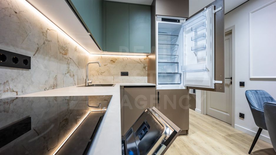 Vânzare, apartament, 3 camere, Str. Nicolae Milescu Spătarul, Ciocana - Poză 3