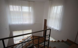 Vila  destinatie camin batrani - Poză 5