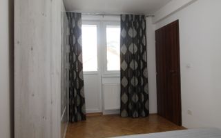 Bv. Victor Babes, 2 camere, centrala proprie. - Poză 2