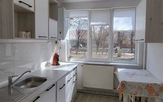 Apartament 3 camere de vânzare - Poză 5